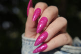 Peace Out from the “Prismatic Sticker” Collection 5-free 15ml