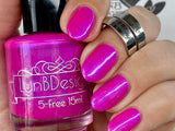 Quintessence from the “Neon Northern Lights” Collection 5-free 15ml